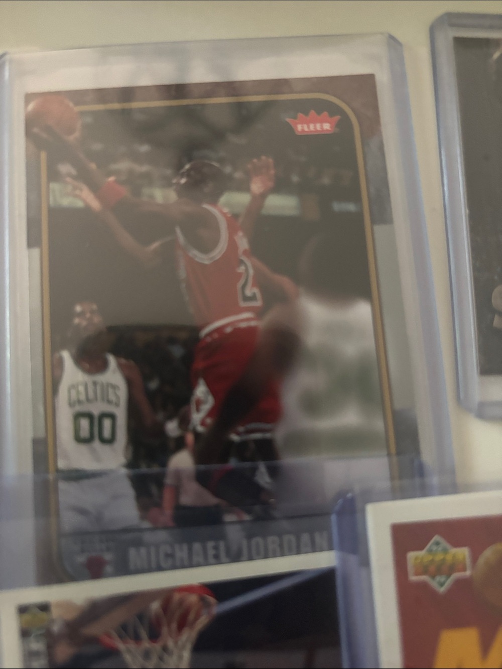 Lot of 10 Michael Jordan Basketball Trading Cards - Red - Picture 5 of 11